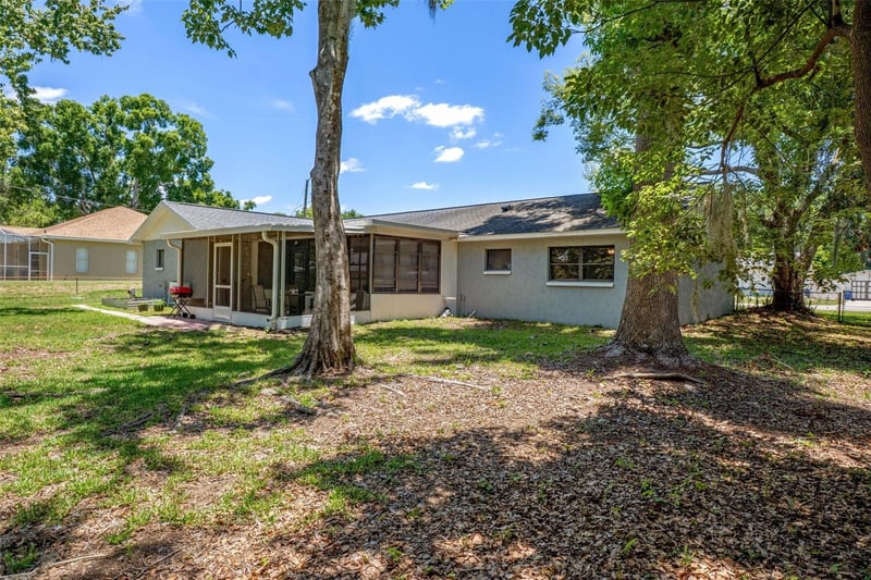 4737 King Lake Dr, Land O Lakes, FL 34639