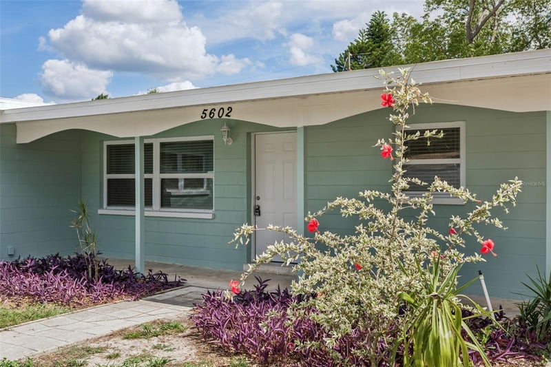 5602 Oceanic Rd, Holiday, FL 34690