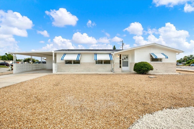 1617 Derrick St, Holiday, FL 34690