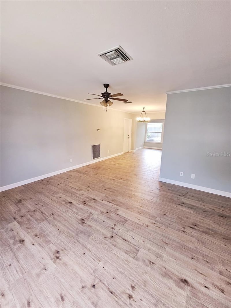 8356 Candlewood Rd #8356, Seminole, FL 33777