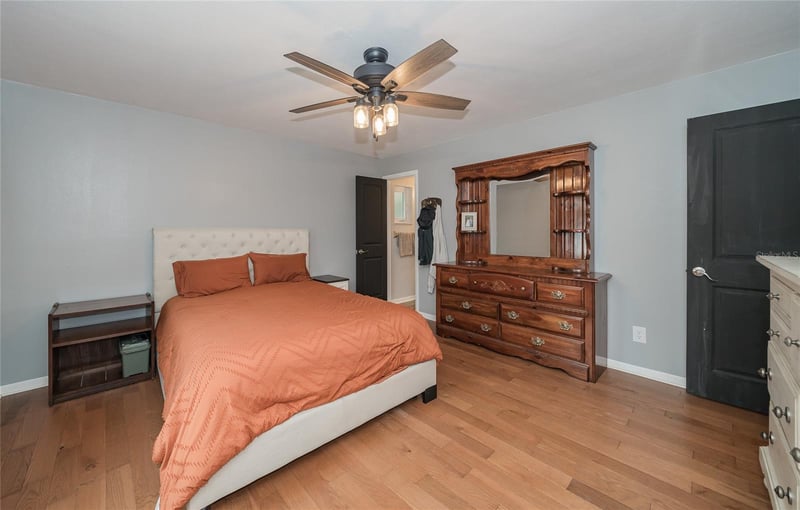 1404 Redbud Cir, Plant City, FL 33563