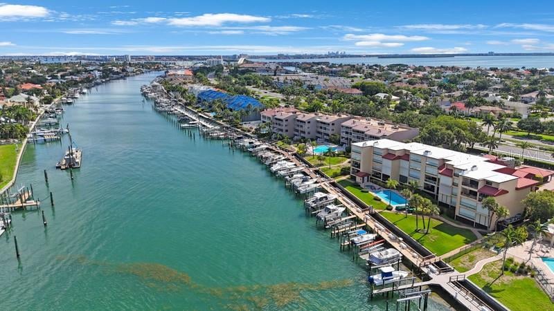 1060 Pinellas Bayway #103, St Petersburg, FL 33715