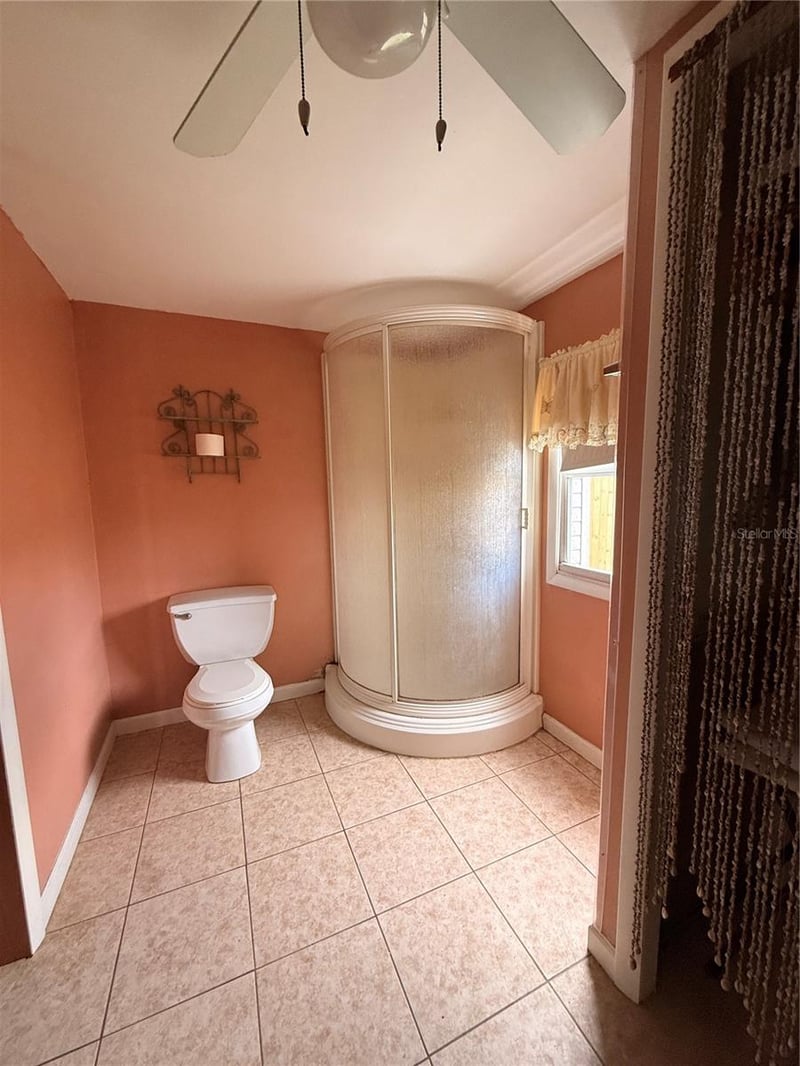 712 50th Avenue Dr, Bradenton, FL 34207