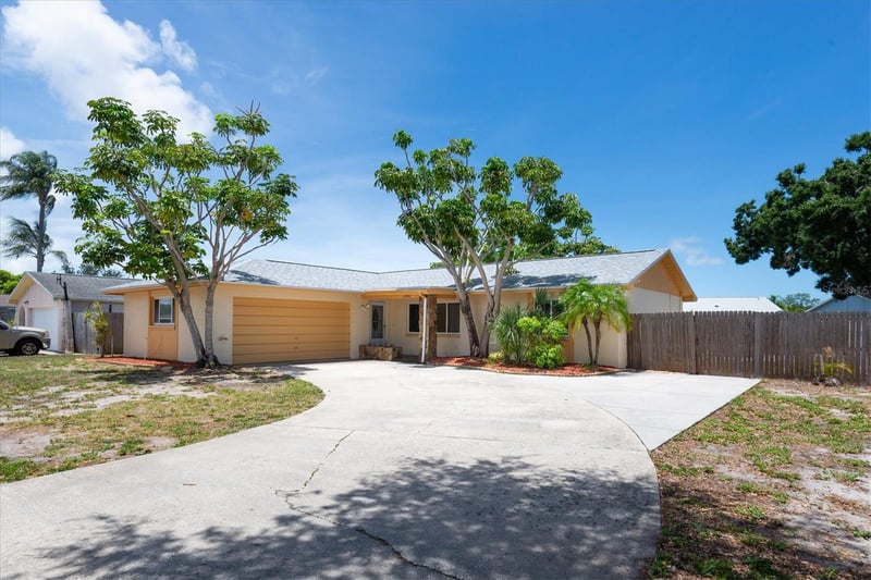 13200 Ridge Rd, Largo, FL 33778