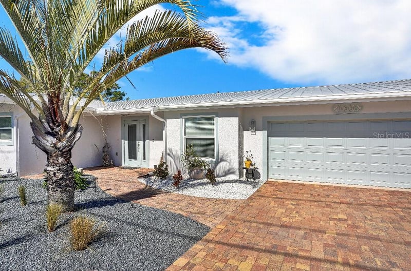 10308 Sandpiper Rd, Bradenton, FL 34209