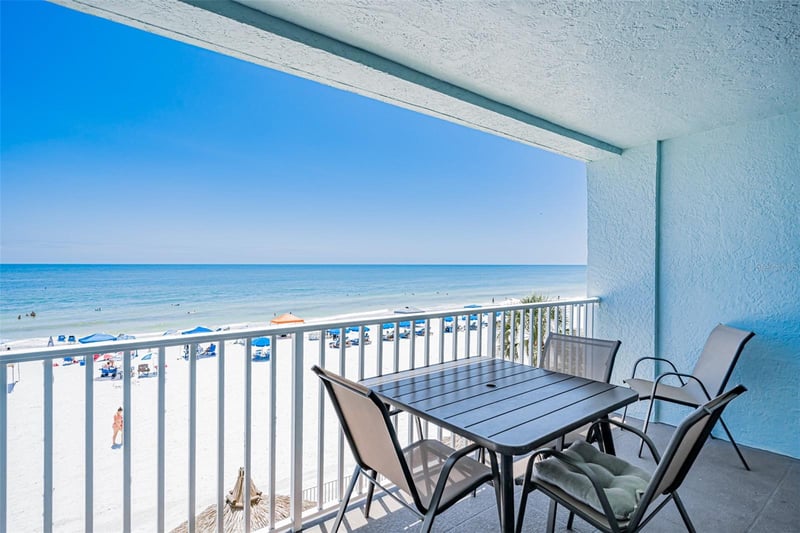 17200 Gulf Blvd #202, North Redington Beach, FL 33708