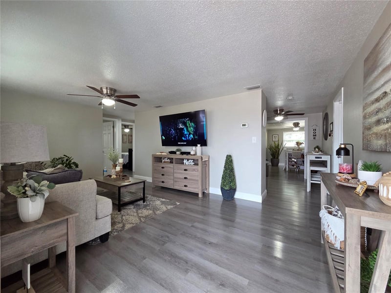 4834 Gaslight Ave, Holiday, FL 34690