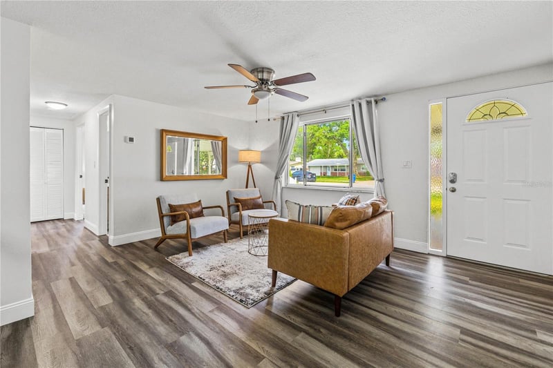 5624 63rd St, St Petersburg, FL 33709