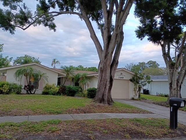 7149 Channelside Ln, Pinellas Park, FL 33781