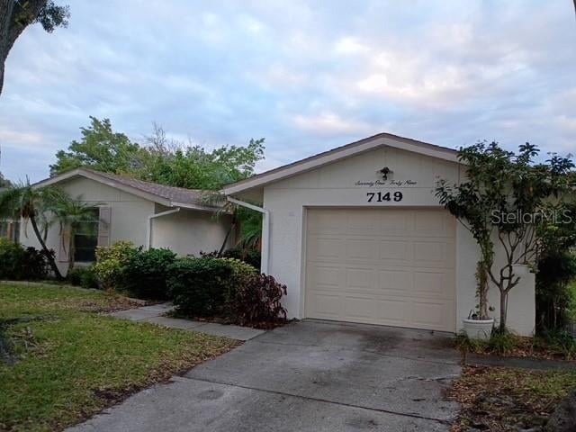 7149 Channelside Ln, Pinellas Park, FL 33781