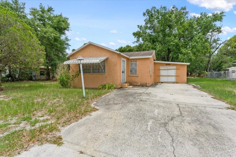 3816 52nd St, Tampa, FL 33619