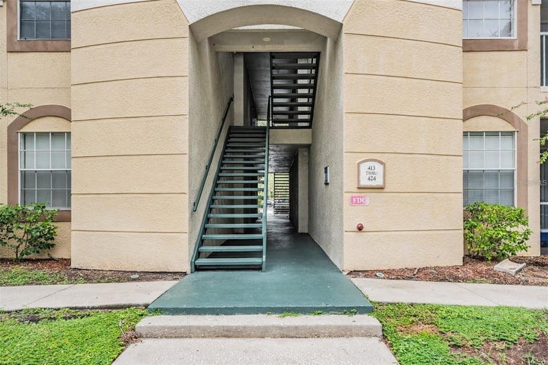 17101 Carrington Park Dr #421, Tampa, FL 33647