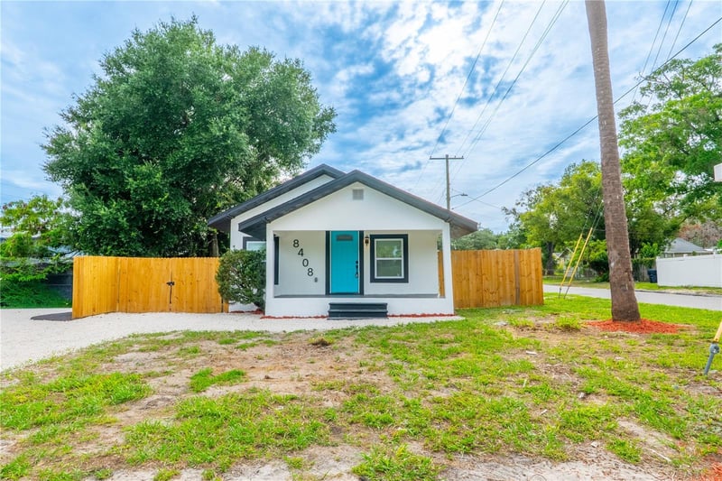 8408 Seminole Ave, Tampa, FL 33604
