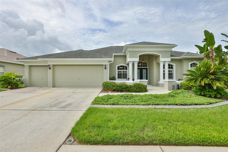 7521 Melogold Cir, Land O Lakes, FL 34637