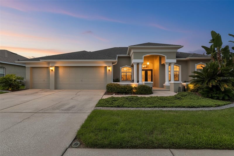 7521 Melogold Cir, Land O Lakes, FL 34637