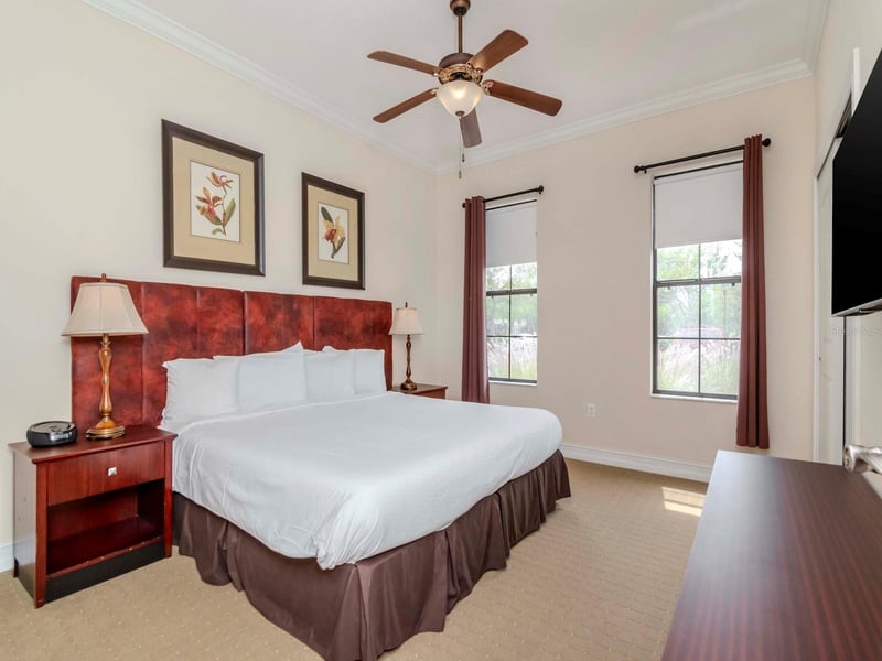 13941 Clubhouse Dr #102, Tampa, FL 33618