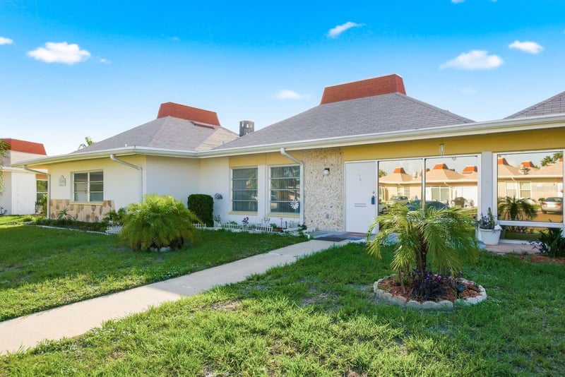 4344 Tahitian Gardens Cir #B, Holiday, FL 34691