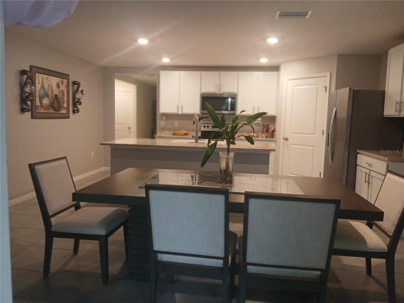 3719 Capri Coast Dr, Plant City, FL 33565
