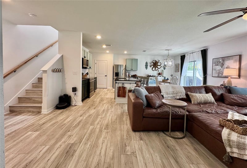 4110 Willow Hammock Dr, Palmetto, FL 34221