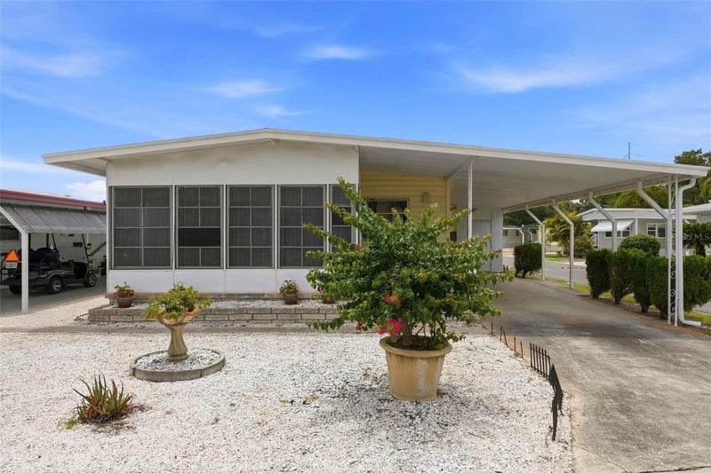 633 54th Way South Way, Gulfport, FL 33707