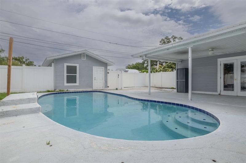 5127 29th Ave, St Petersburg, FL 33710