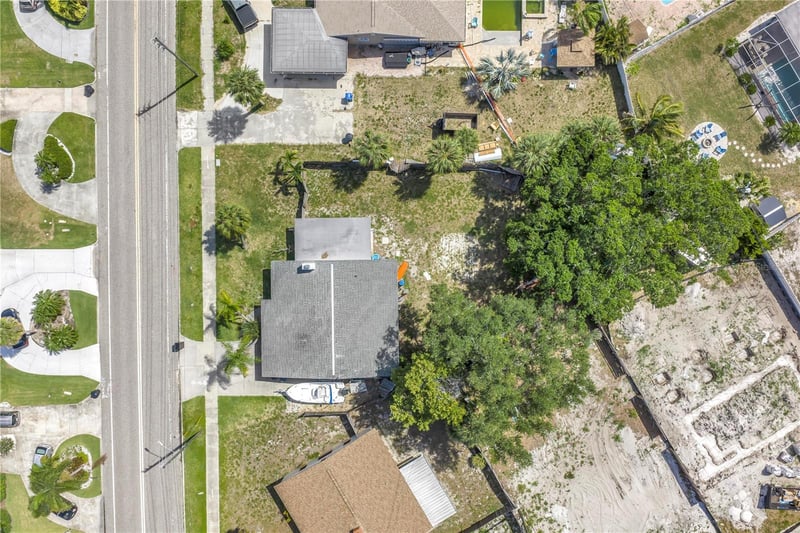 4030 Overlook Dr, St Petersburg, FL 33703