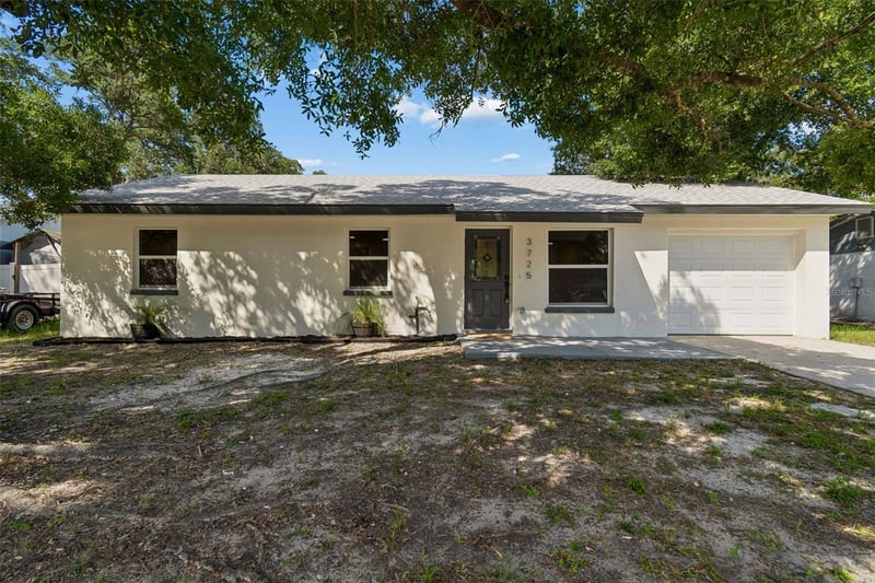 3725 Ambermist Dr, Tampa, FL 33619
