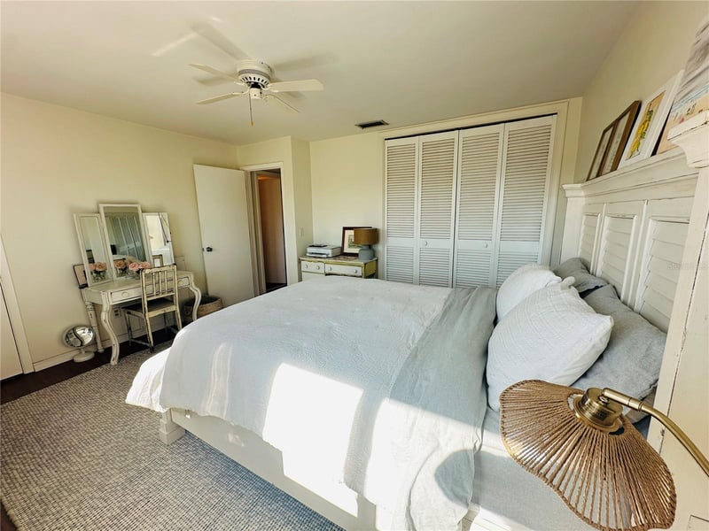 1221 Drew St #D9, Clearwater, FL 33755
