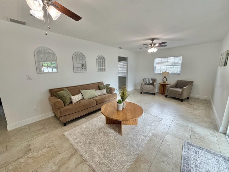 6945 Orkney Ave, St Petersburg, FL 33709