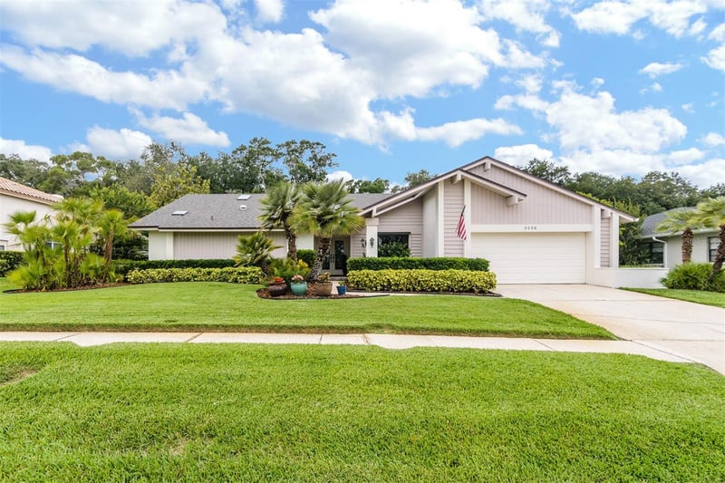 3230 Sandy Ridge Dr, Clearwater, FL 33761