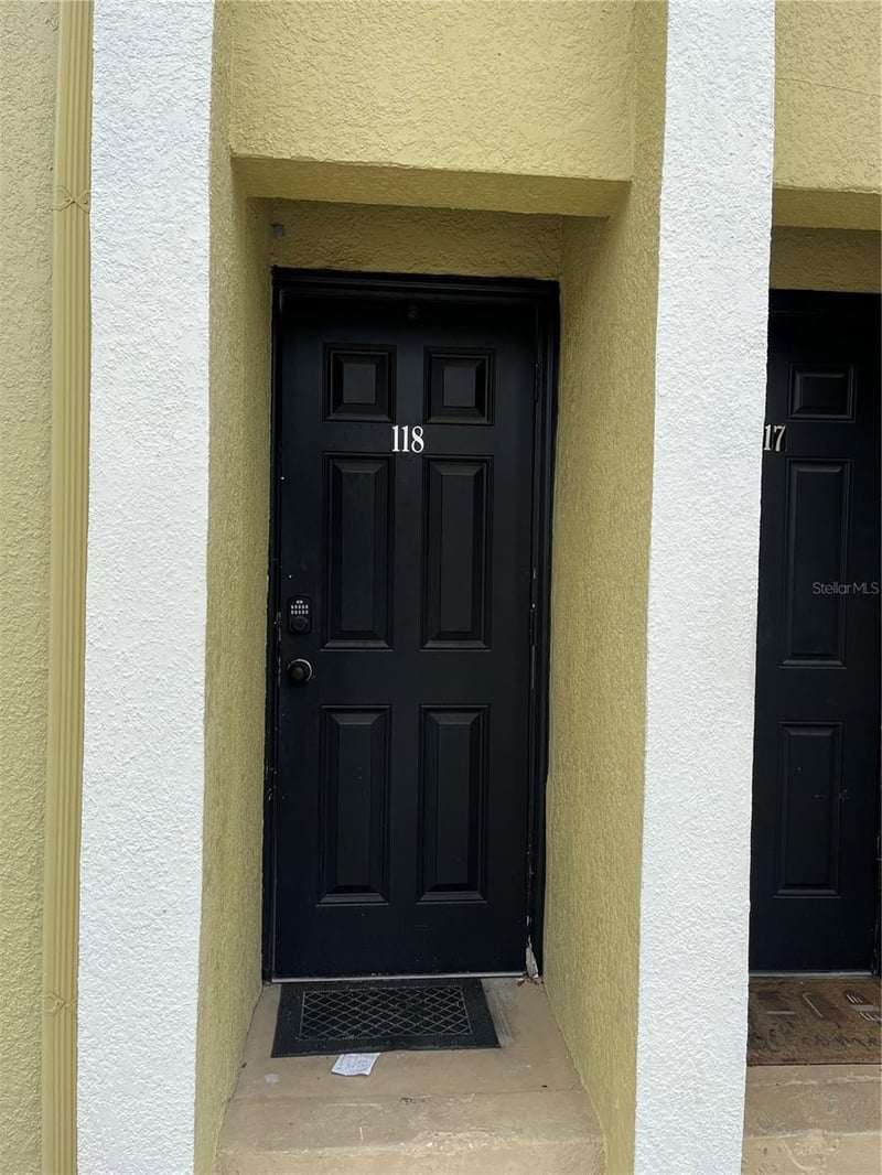 3206 Azeele St #118, Tampa, FL 33609