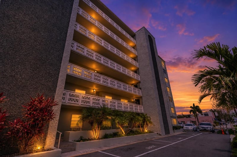 7321 Central Ave #407, St Petersburg, FL 33710