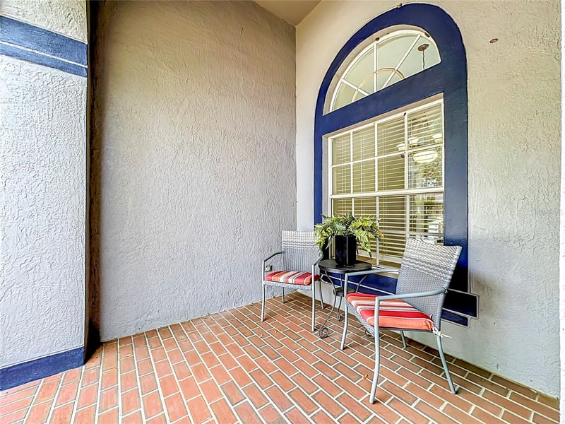 11607 Grove Arcade Dr, Riverview, FL 33569