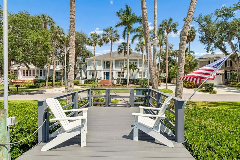 814 Bayside Dr, Tampa, FL 33609