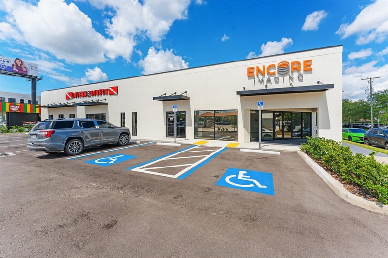 418 Dale Mabry Hw, Tampa, FL 33609