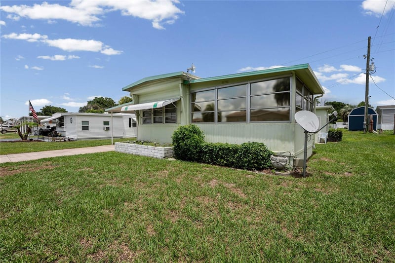 5238 Betmar Dr, Zephyrhills, FL 33542