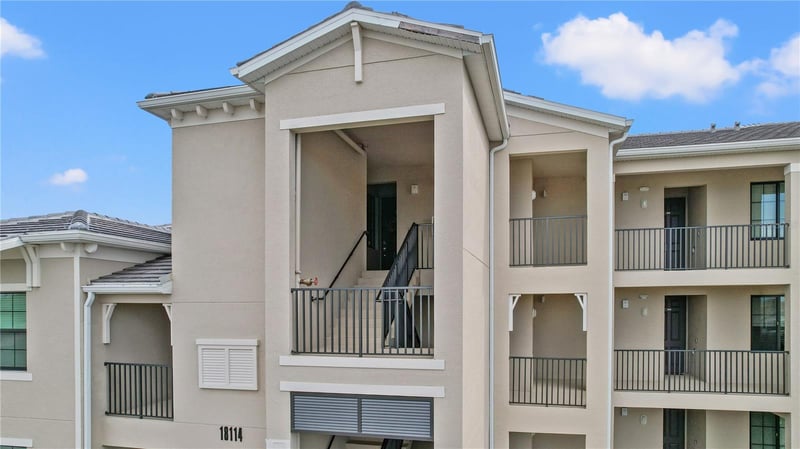 18114 Gawthrop Dr #402, Bradenton, FL 34211