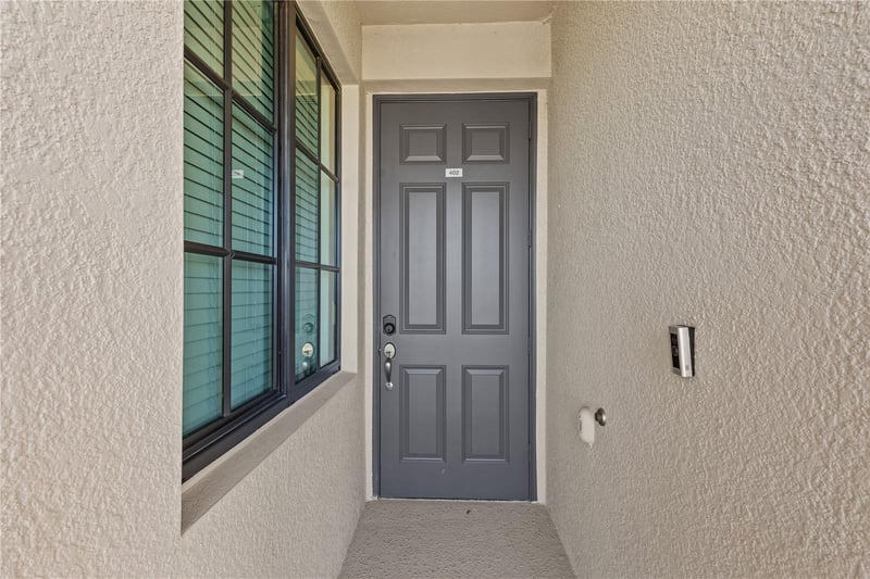 18114 Gawthrop Dr #402, Bradenton, FL 34211