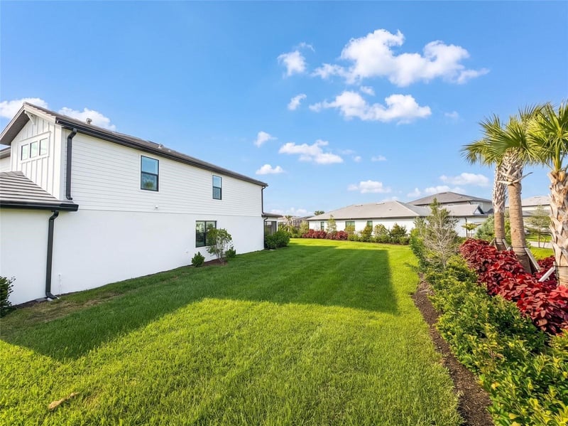 16419 Pebble Ridge Dr, Bradenton, FL 34211
