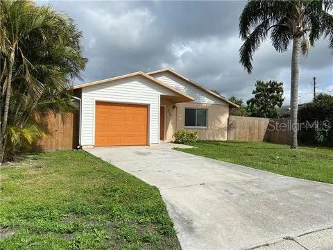 904 16th St, Palmetto, FL 34221