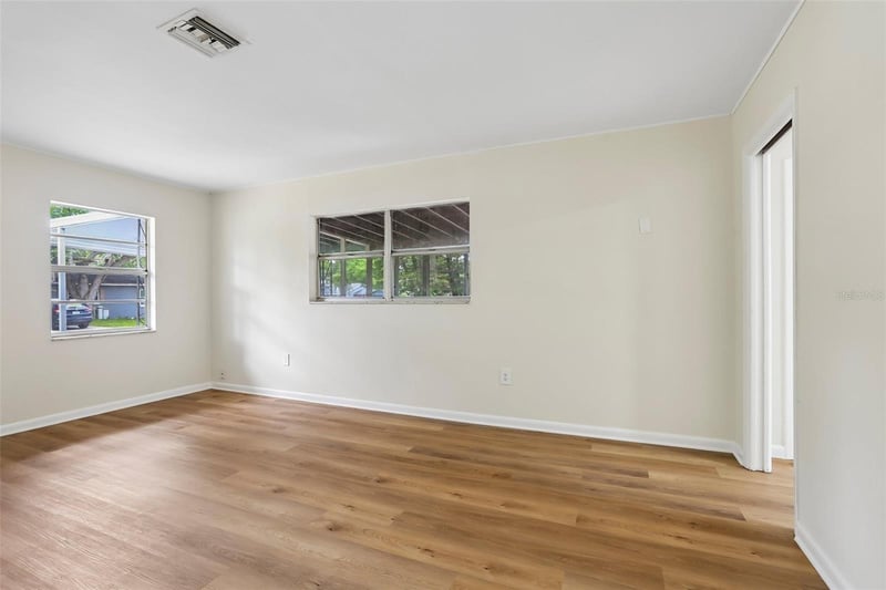 2002 Idlewild Ave, Tampa, FL 33610