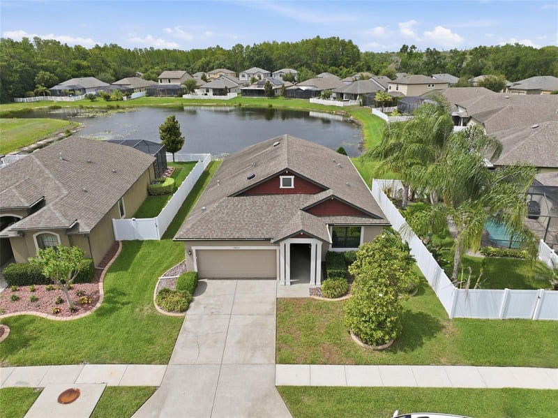 19833 Hidden Glen Dr, Land O Lakes, FL 34638