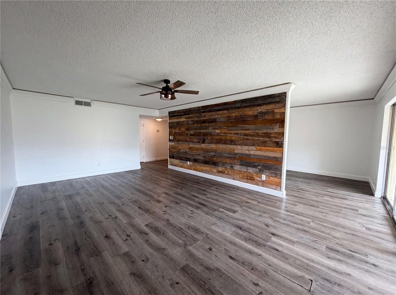 7503 Dolonita Dr, Tampa, FL 33615