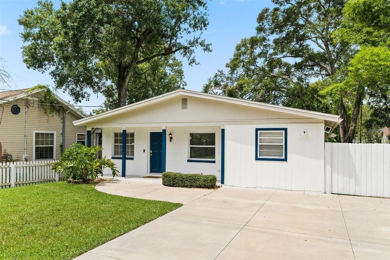6908 Lynn Ave, Tampa, FL 33604