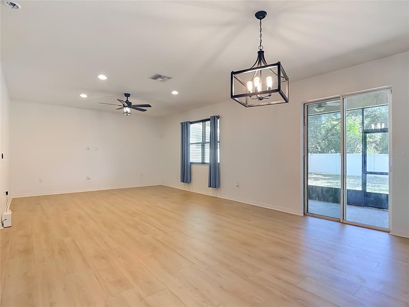 1113 Canyon Oaks Dr, Brandon, FL 33510