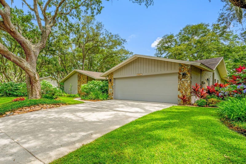 2827 Pheasant Rn, Clearwater, FL 33759