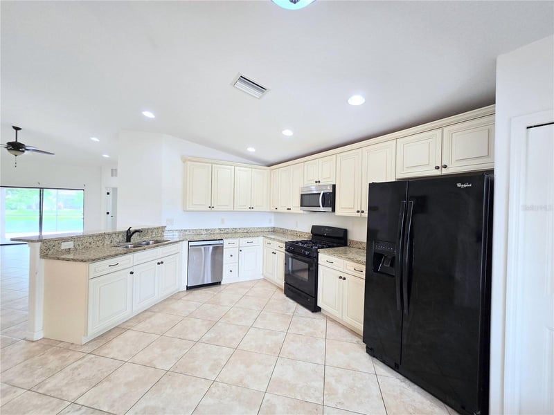 302 San Lorenzo Ct, Bradenton, FL 34208