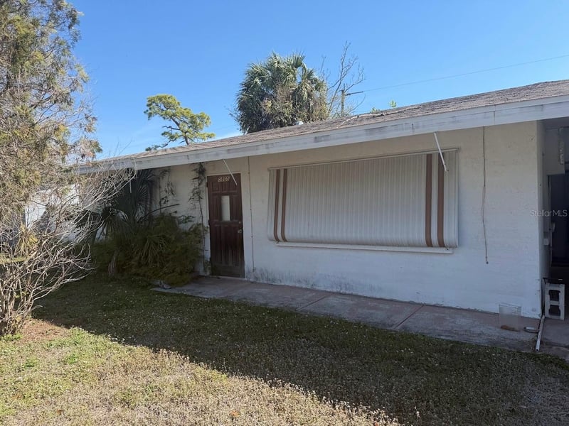 5805 18th St, Bradenton, FL 34207