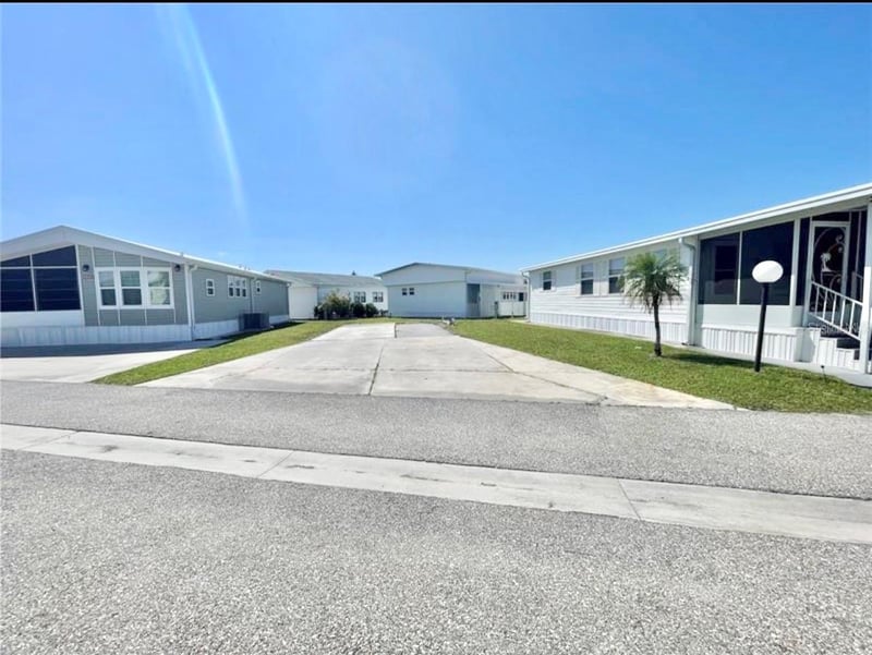 3333 26th Ave #1124, Bradenton, FL 34208