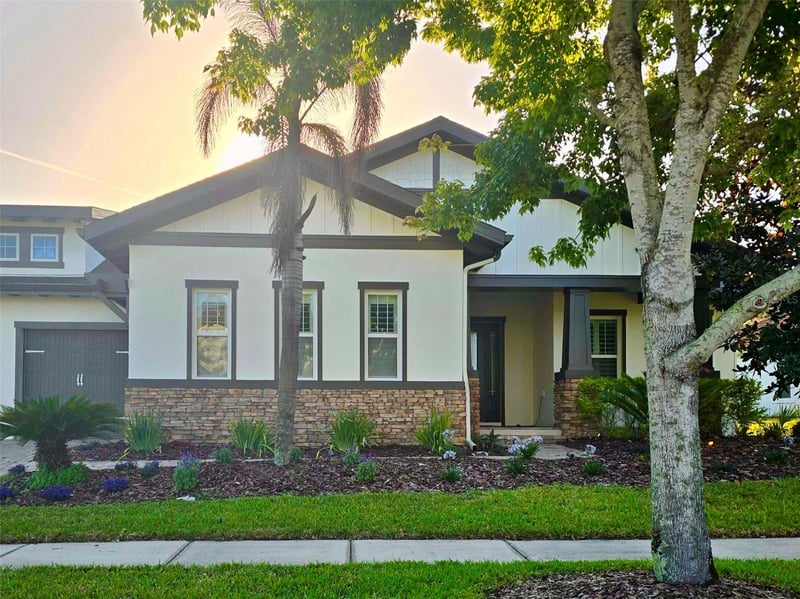 5208 Alafia Falls Dr, Lithia, FL 33547
